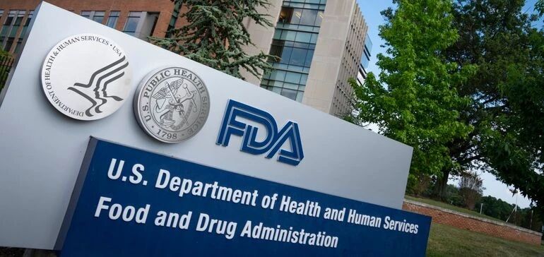 文章配图：FDA认可新冠快检新方向：3分钟内出结果！FDA批准首个使用呼吸样本来检测新冠的诊断测试仪EUA！