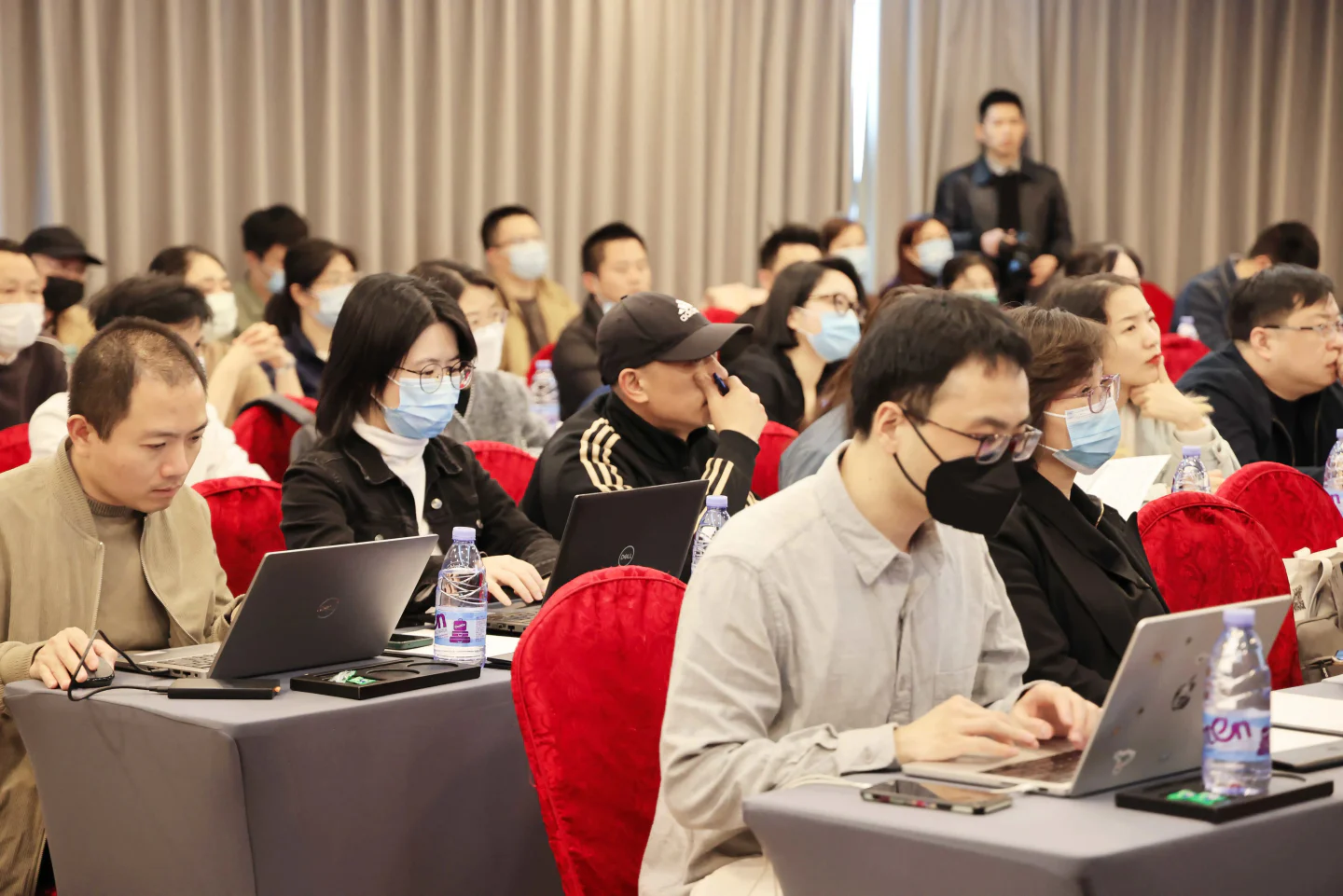 文章配图:要闻 | 普瑞纯证携手厦门医疗器械协会、德凯成功举办《医疗器械FDA 510(k)概述&可用性工程对医疗器械的应用》专场研讨会