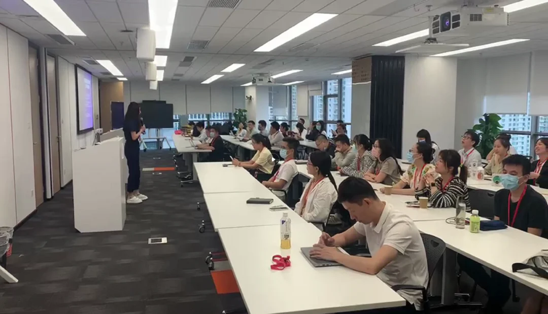 文章配图:医械出海全流程解决方案出炉!普瑞纯证携手深圳医协、亚马逊云科技、亚马逊全球开店成功举办深圳医疗器械出海交流会