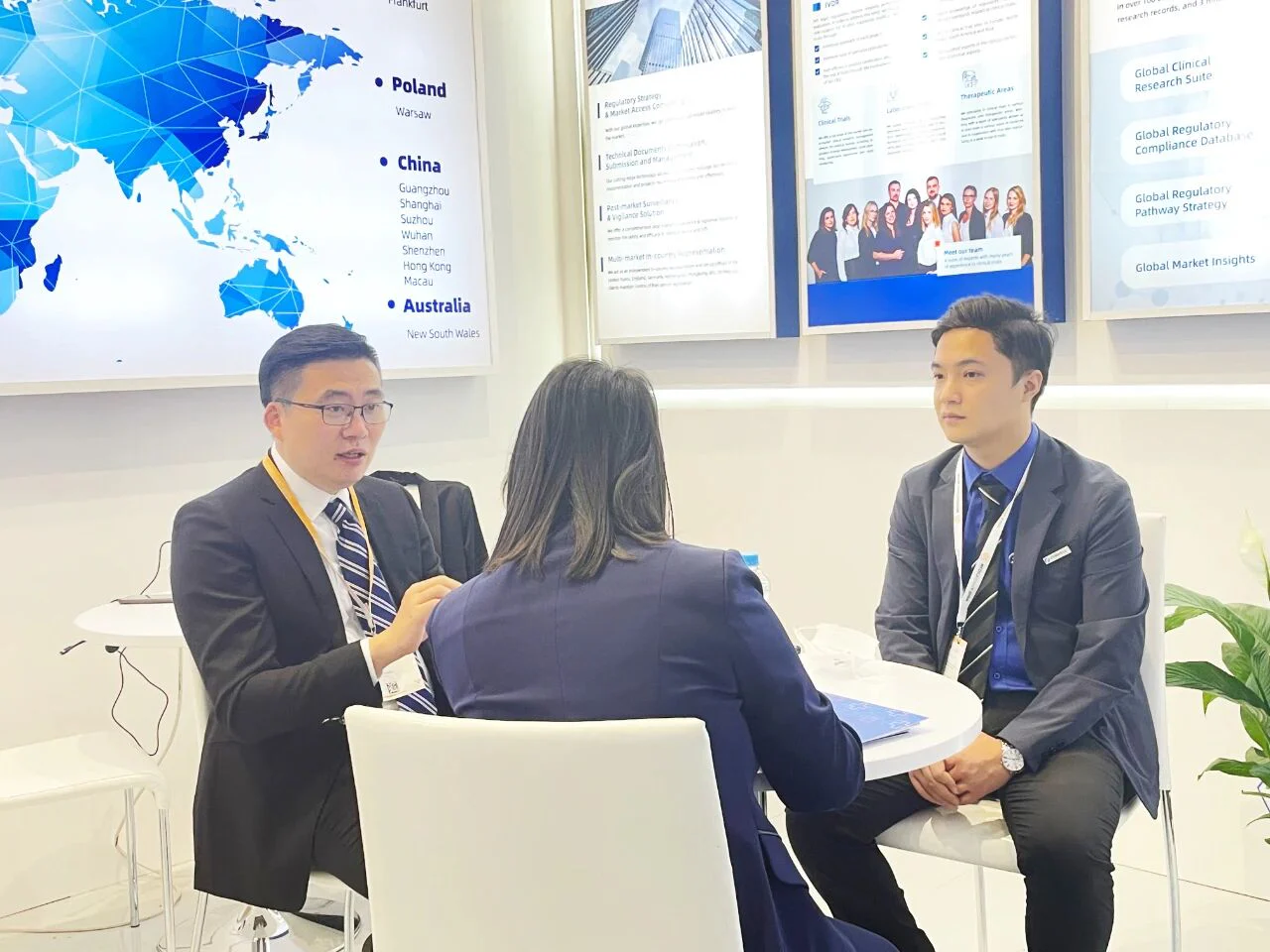 文章配图：2022·MEDICA进行时，揭开多国展区神秘面纱！