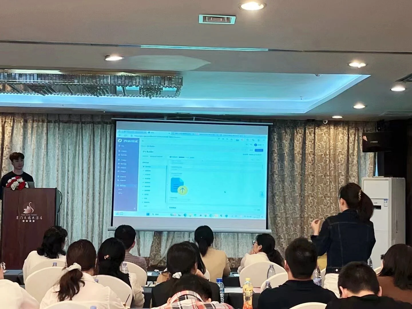 文章配图:要闻 | 普瑞纯证携手厦门医协成功举办东南亚医械出海要点及AIGC产品推介主题活动