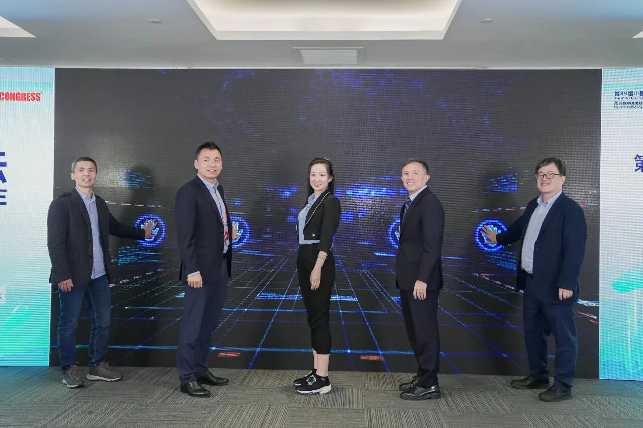 文章配图:CMEF Day 2丨医疗盛会现场知识交汇干货满满 医疗器械探索之路永不停息