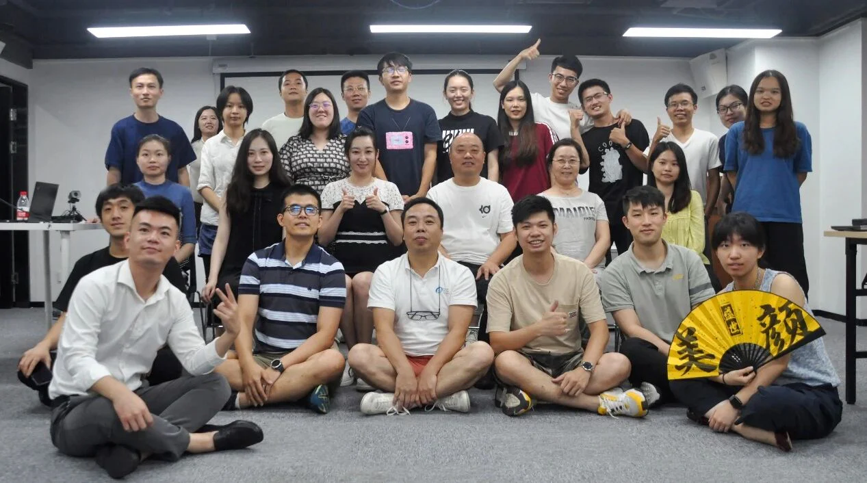 文章配图:同心同行,共绘蓝图!