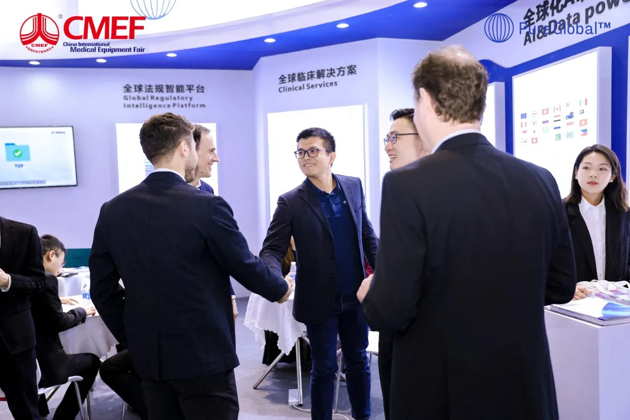 文章配图:CMEF Day 1丨医疗盛会开幕,Pure Global 喜迎四方宾客,展台内外胜友如云