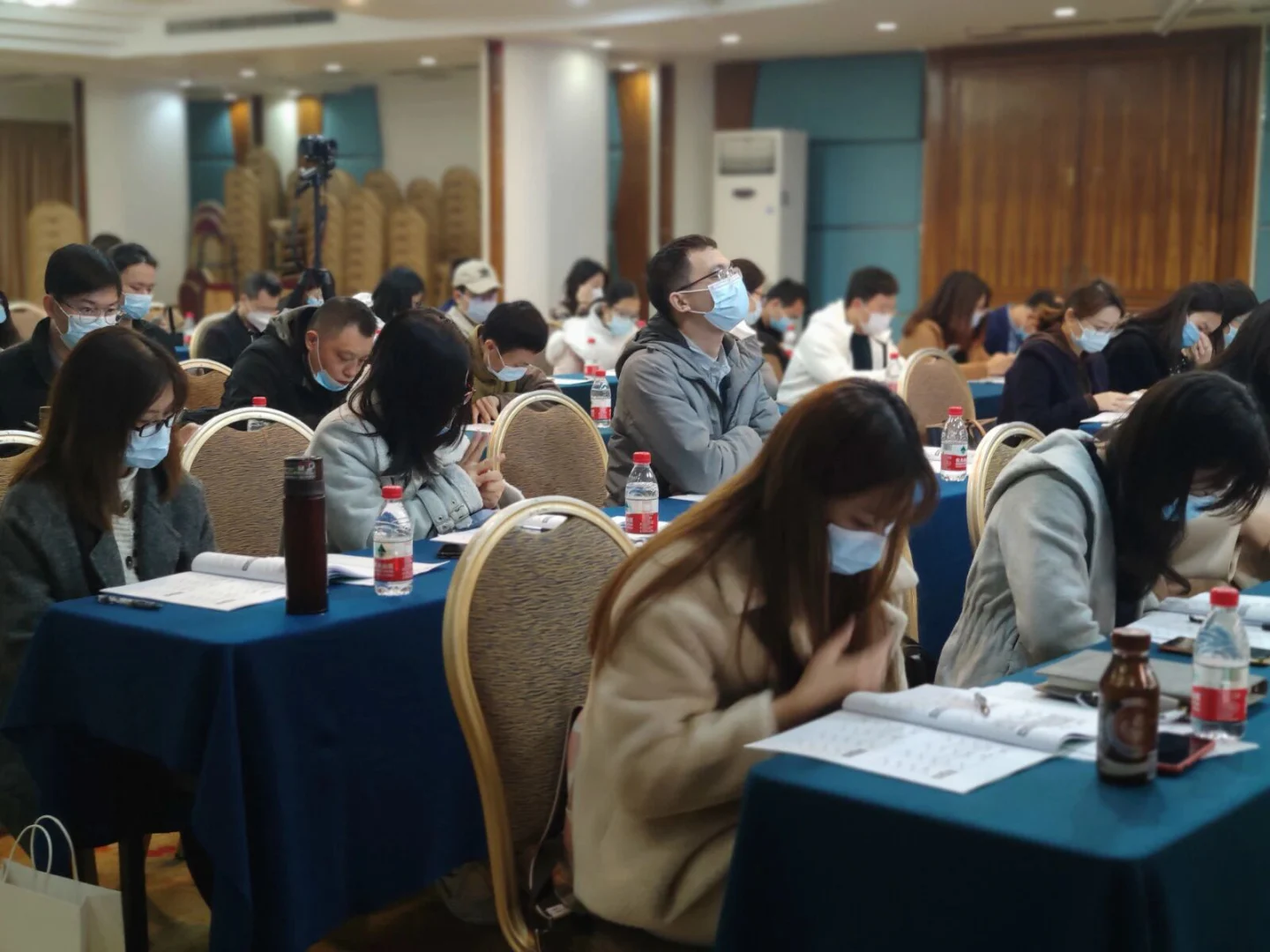 文章配图:年末的最后一场活动是属于MDR的~