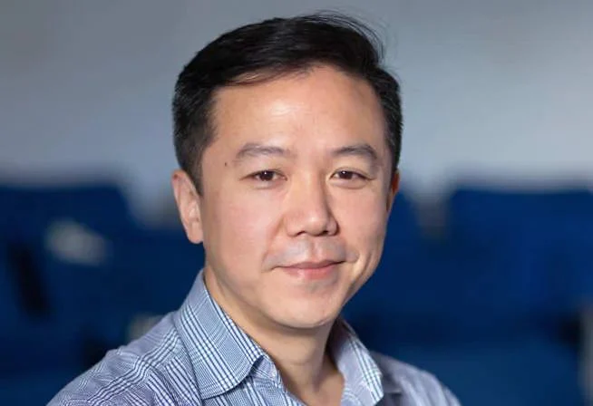 文章配图:全球首个争议性新冠人体试验,人体“故意感染新冠”后会发生什么?