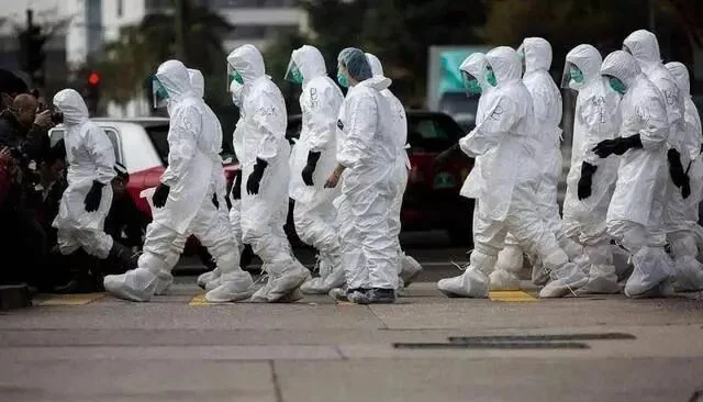 文章配图:青岛或拉开国内第二波疫情发作序幕!而全球已在水深火热之中