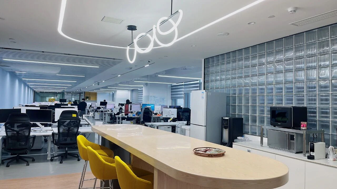 文章配图：新大楼 新起点 新征程 —— 热烈祝贺普瑞纯证乔迁新址