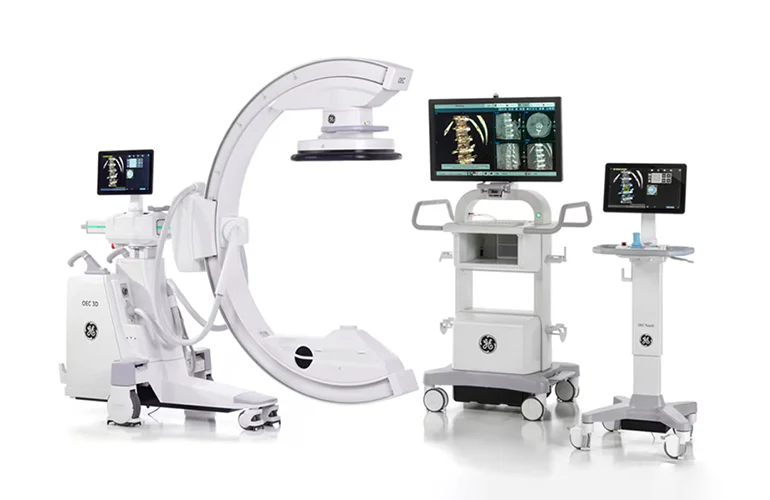 GE HealthCare与DePuy Synthes合作进行脊柱手术